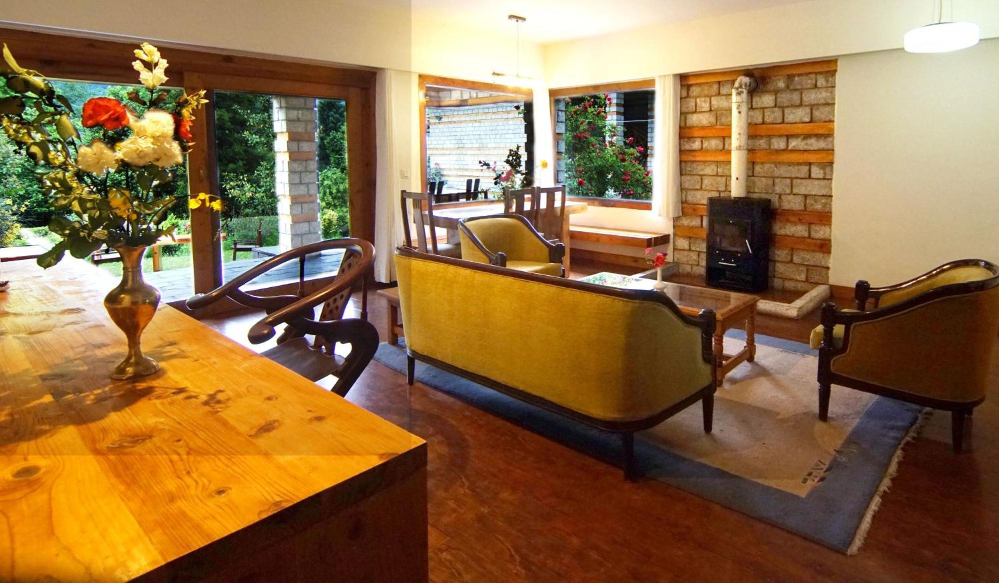 Banon Resorts Manāli Екстериор снимка