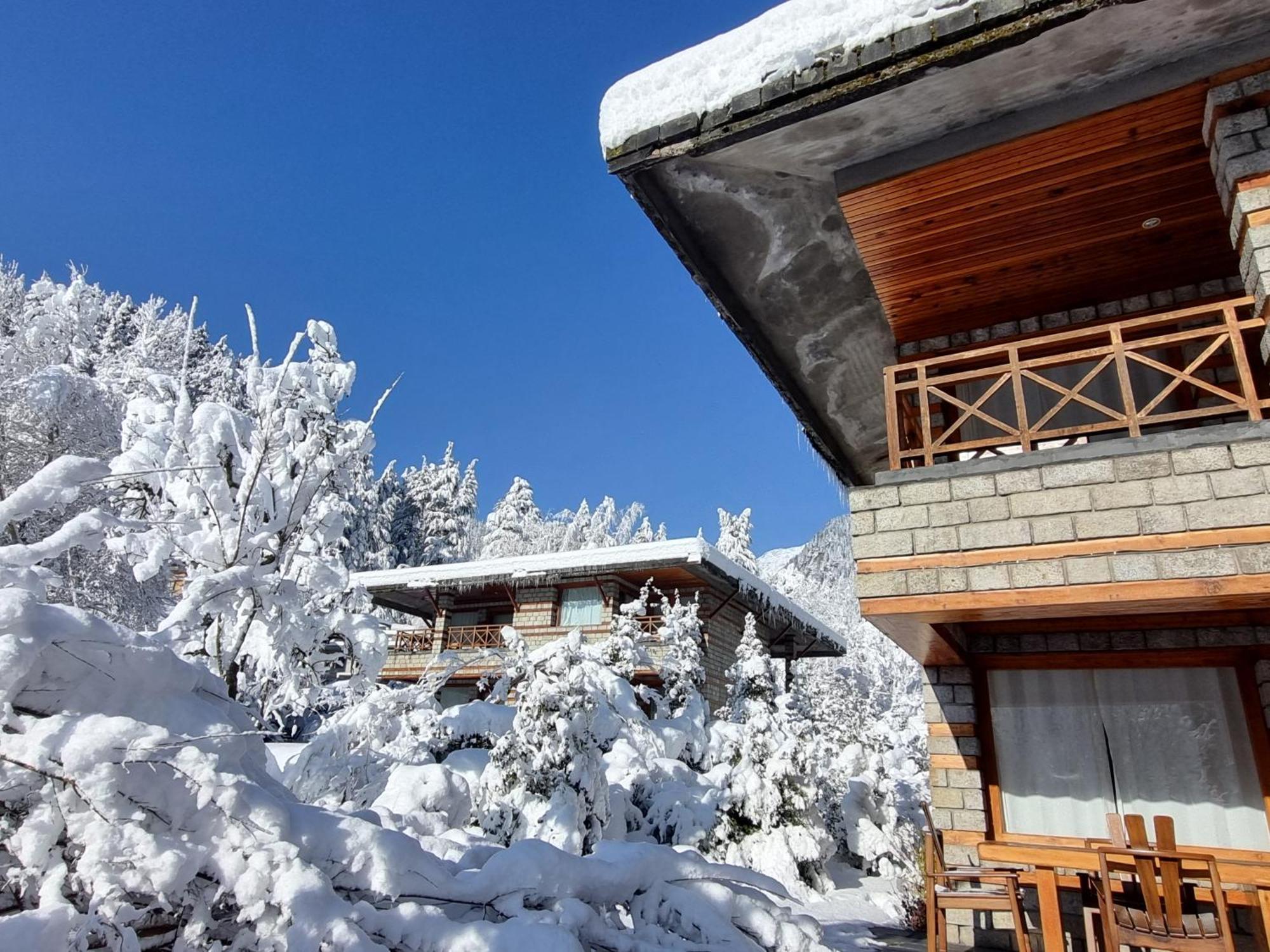 Banon Resorts Manāli Екстериор снимка